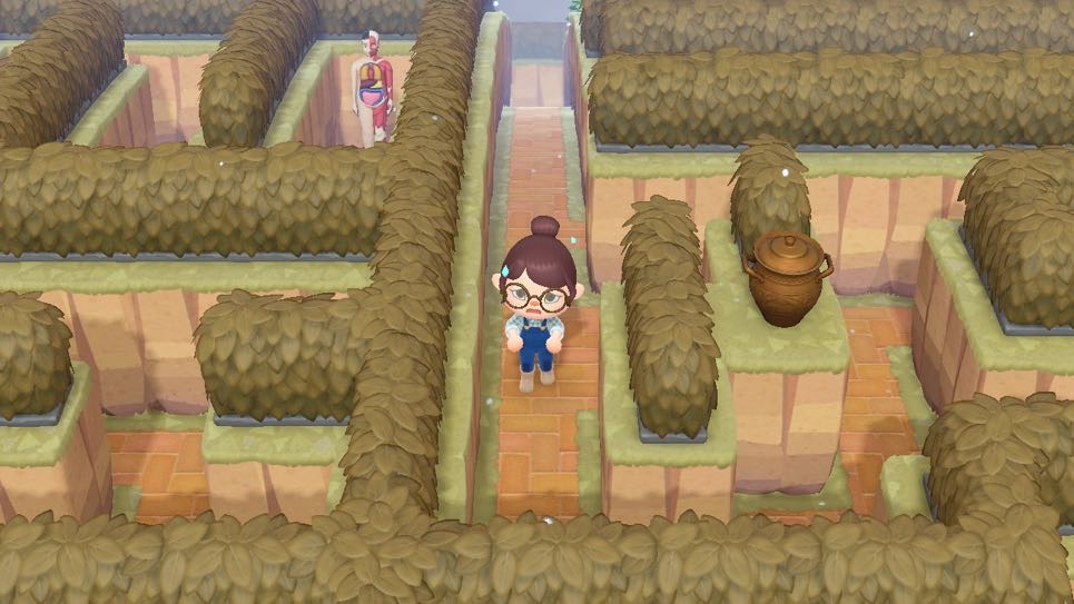Personal ACNH - Lost in the maze.